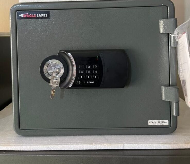 Eagle Safes Lock (Key and Digital)